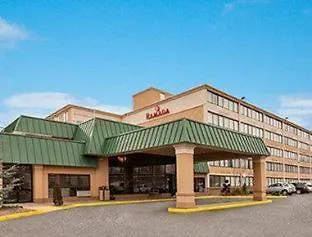 Ramada By Wyndham Rochelle Park Near Paramus 3*,