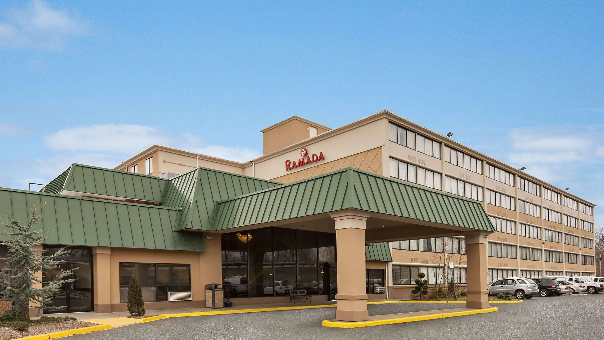 Ramada By Wyndham Rochelle Park Near Paramus